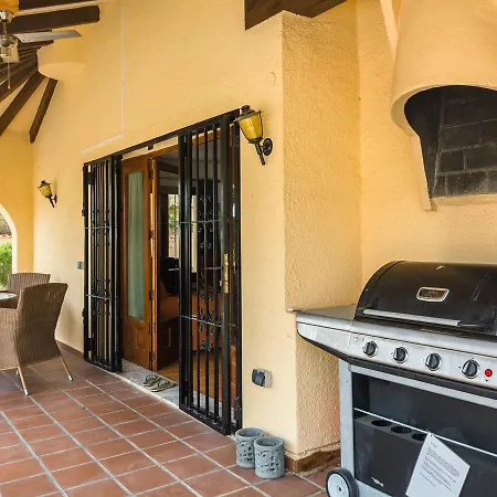 Lovely Villa In Moraira With Private Pool Teulada