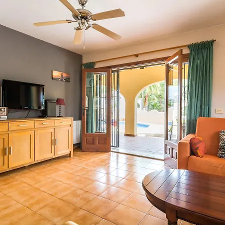 Βίλα Lovely Villa In Moraira With Private Pool