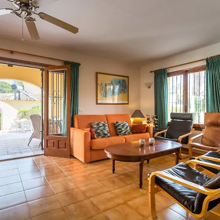 Βίλα Lovely Villa In Moraira With Private Pool
